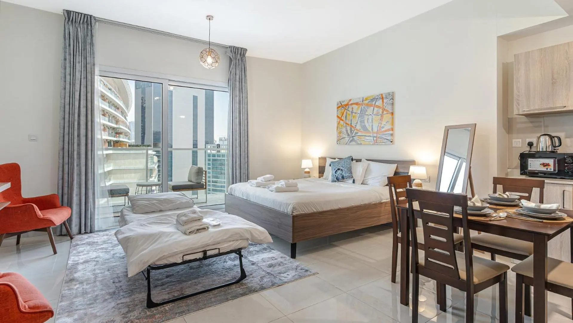 Apartament Spacious Studio I City Skyline View I Sleeps 3 Dubaj